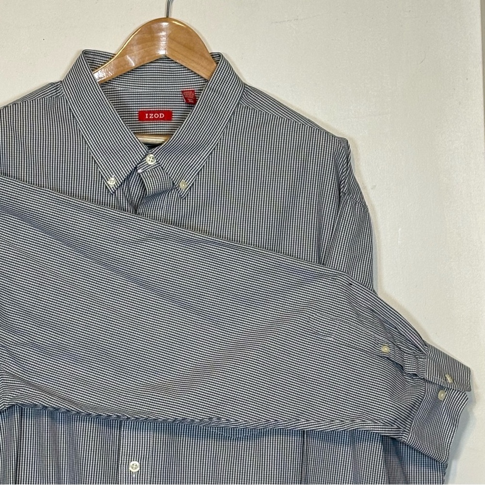 Izod Men's Navy‎ Pinstripe Button Down Shirt